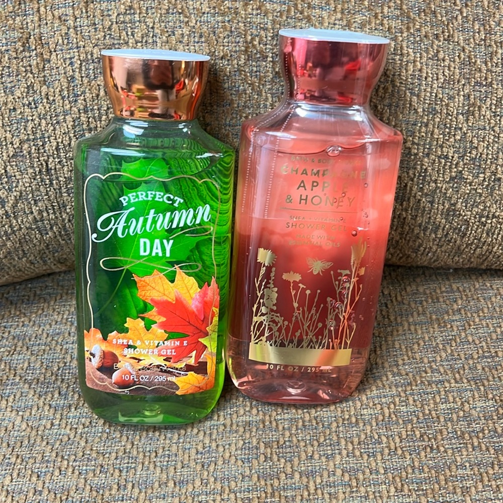 Bath and body fall shower gel in perfect autumn day and champagne Apple& honey